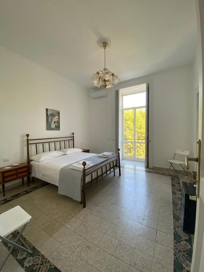 Campo Di Marte Bed & Breakfast Napoli Bagian luar foto